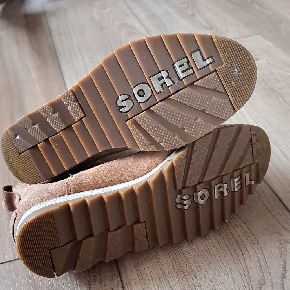 Sorel Light Brown Suede Chelsea Boots - Picture 3 of 6